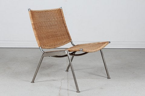Poul Kjærholm stil

Lounge chair
m/flet