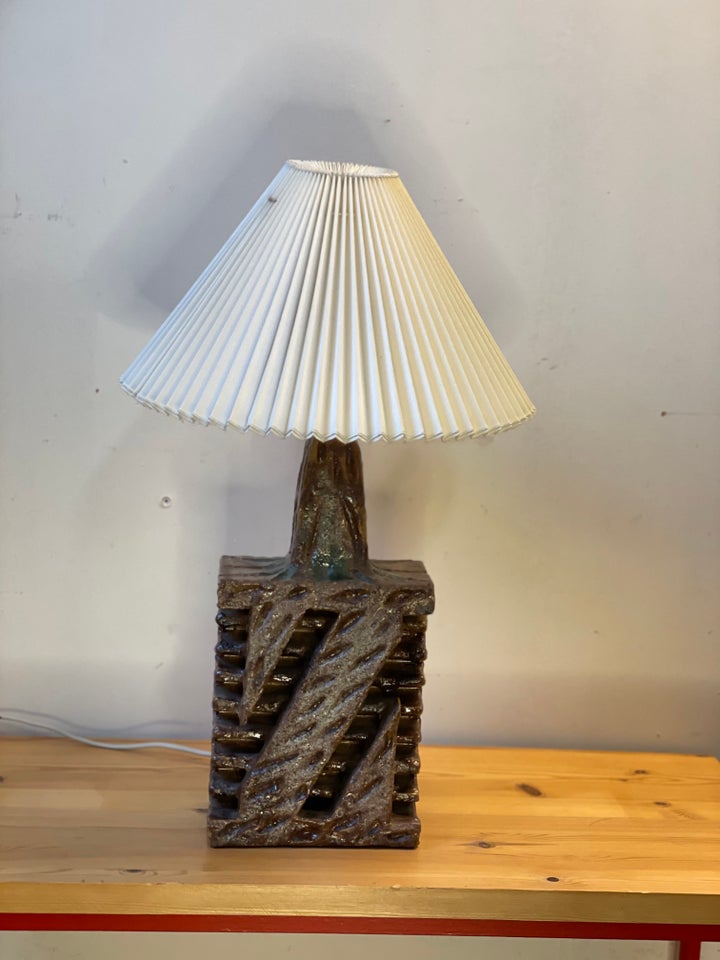 Brutalist keramik bordlampe 