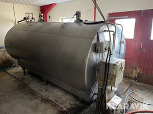 Mælketank Røka med køleanlæg