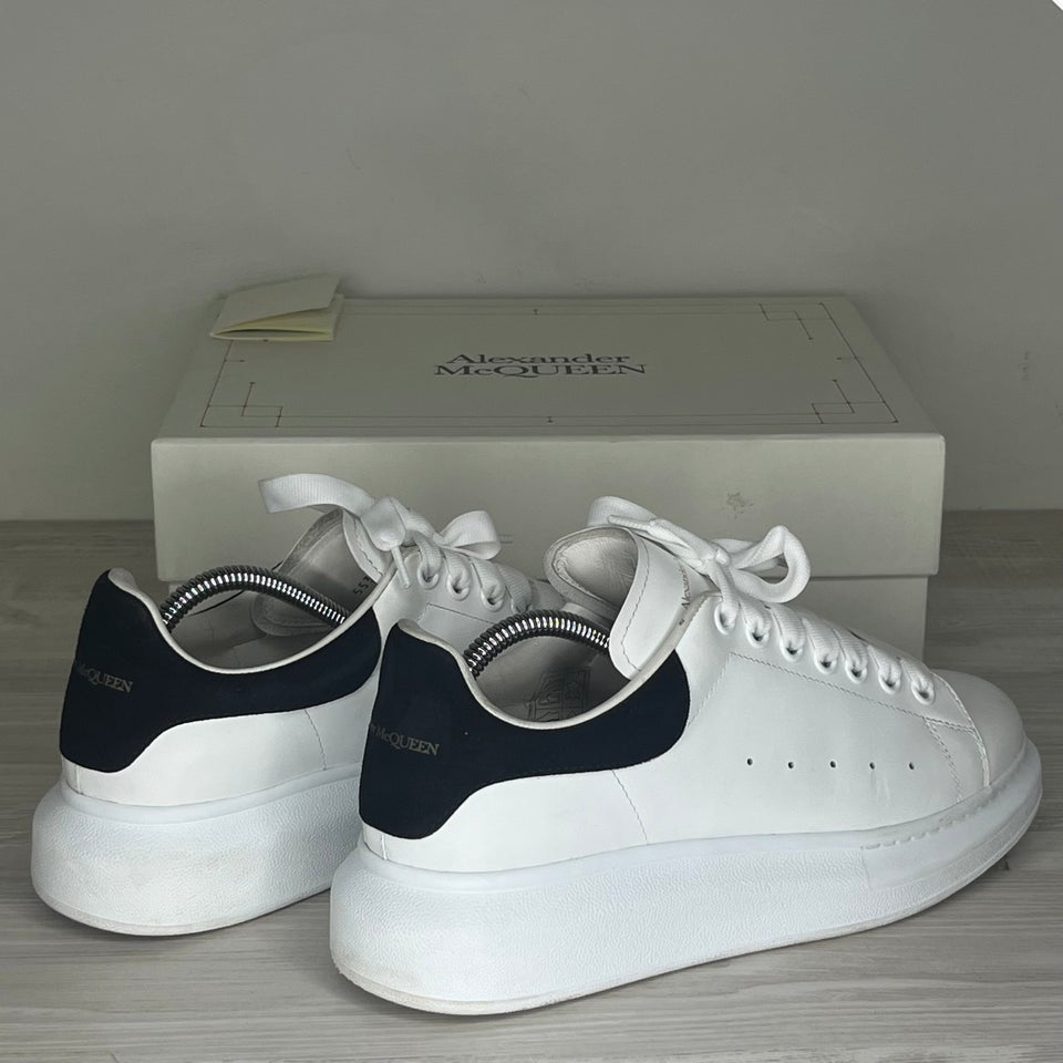 Alexander McQueen Sneakers, 'Hvid Læder' Oversiz...