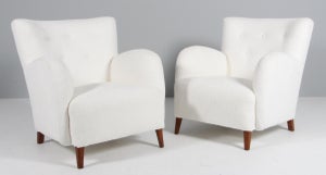 Dansk møbelproducent, par lænestole af boucle. 1940’erne