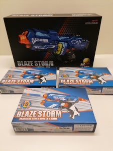 Blaze storm, 1 stk. & Nerf guns, 3 stk.