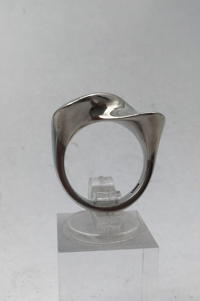 Hans Hansen Sterling Sølv Ring VI SENDER