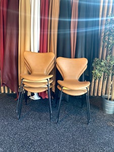 7èr stol , Nybetrukket i Anilin/Elegance Caramel