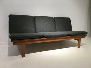 Børge Mogensen sofa model 2218.  ( BESTIL DEN NU MED VALGFRIT STOF )
