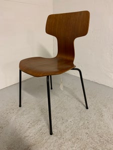 T-stol, Arne Jacobsen for Fritz Hansen Møbelhus