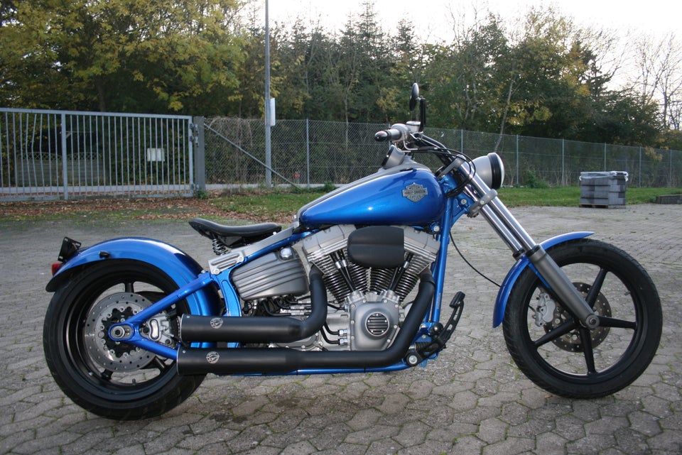 Harley Davidson Rocker C