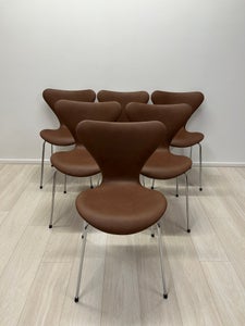 Syverstole af Arne Jacobsen Nypolstrede Læder