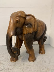 RESERVERET - Elefant, træskulptur, L:74 x B:41 x H:69 cm.