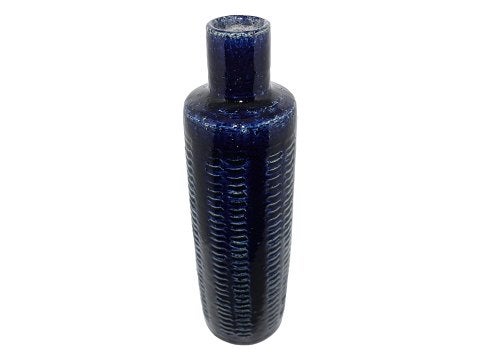 Palshus keramik

Mørkeblå vase