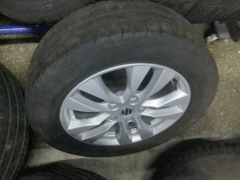 Suzuki SX4 sommeralu 205/60 16 5x114,3 4stk=1499kr