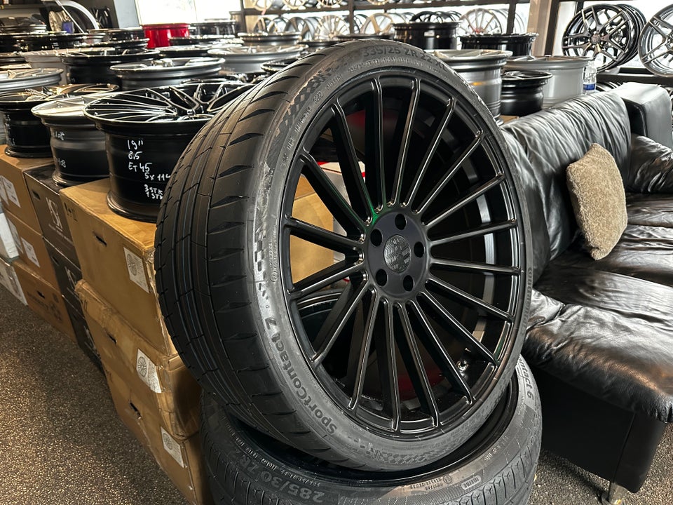 Ny 22” Haxer alufælge 5x120  Med Ny Tpms ventiler 