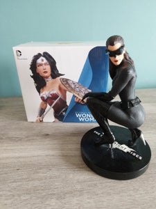 DC Direct  - Actionfigur Wonder Woman Jim Lee bust, Catwoman 1/6 statue TDKR