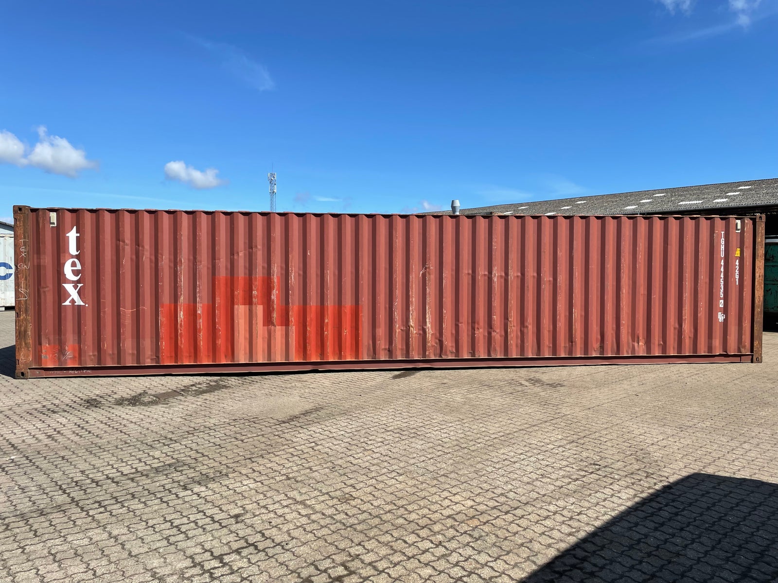 40 fods DC Container Står på Sjælland- ID: TGHU...