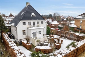 9-værelses Villa på 260 m² til 12500000 kr. Langelinie 26, Hunderup, 5230 Ode...