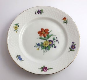 Bing & Grøndahl. Saksisk blomst. Frokosttallerken. Model  29