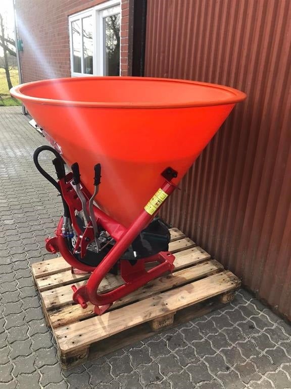 - - - Gødningsspreder hydraulisk drevet 300 L. 2...