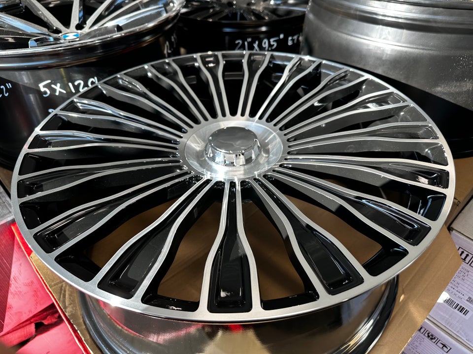 Ny 22” x9.5” et46  Performance wheels cb66.6 alu...