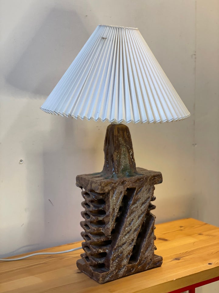 Brutalist keramik bordlampe 