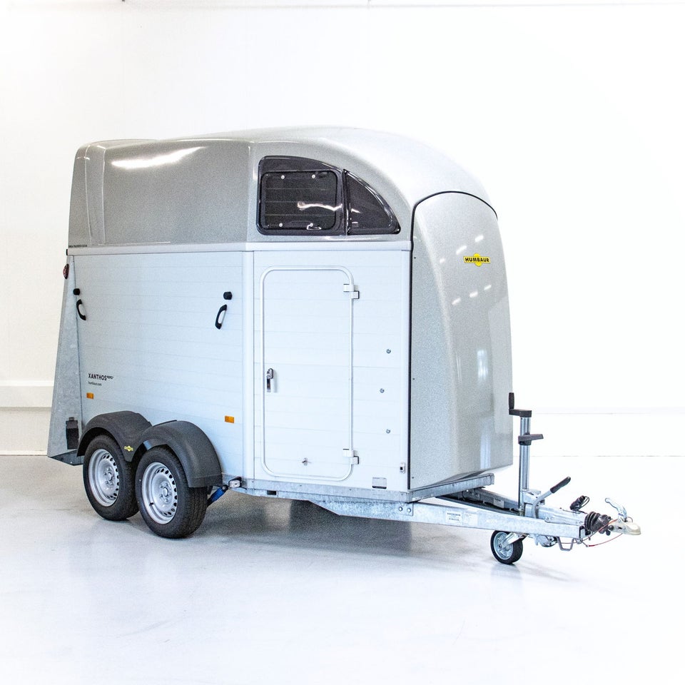 Humbaur Xanthos Aero | Hestetrailer med sadelrum...