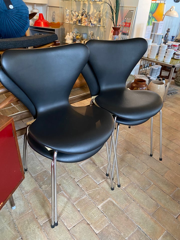 Arne Jacobsen stole