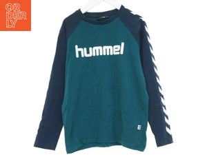 Bluse fra Hummel (str. 140 cm)