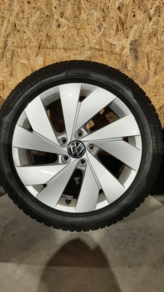 Vinterdæk VW Golf GTE 17"