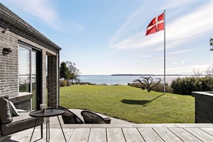5-værelses Villa på 326 m² til 19400000 kr. Tjørnevej 21, Thurø, 5700 Svendborg