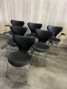 Arne Jacobsen Syver stole med armlæn nypolstret pris 6 stk