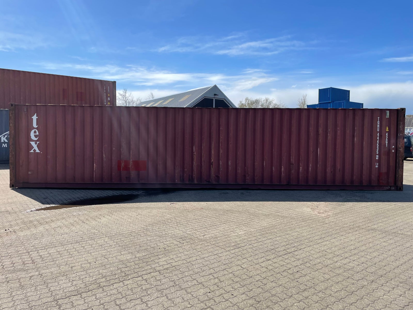40 fods DC Container Står på Sjælland- ID: TGHU...
