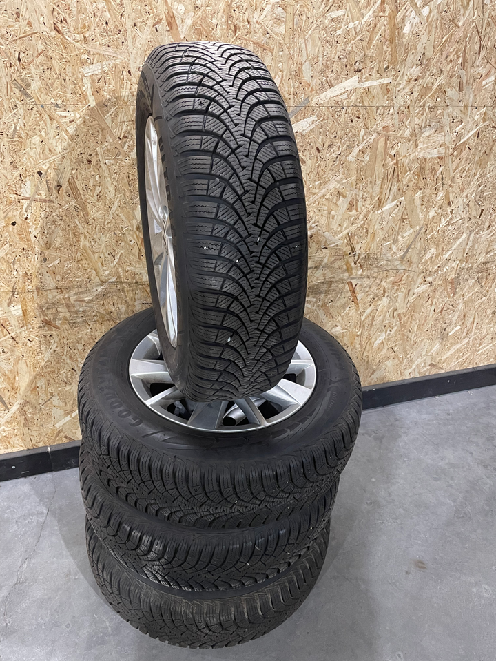 Vinterdæk VW Golf 7 Goodyear UltraGrip195/65 R15