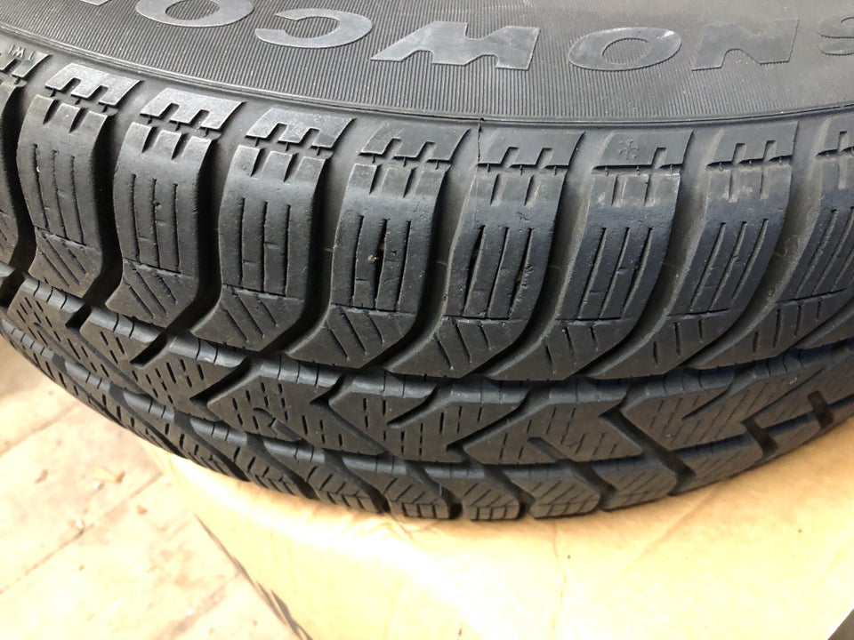 Pirelli Winter 190 Snowcontrol Serie 3 205/55 R1...