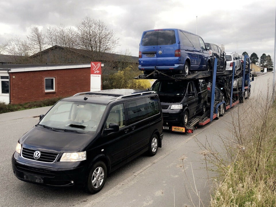 Personbiler og varebiler købes i hele Danmark.