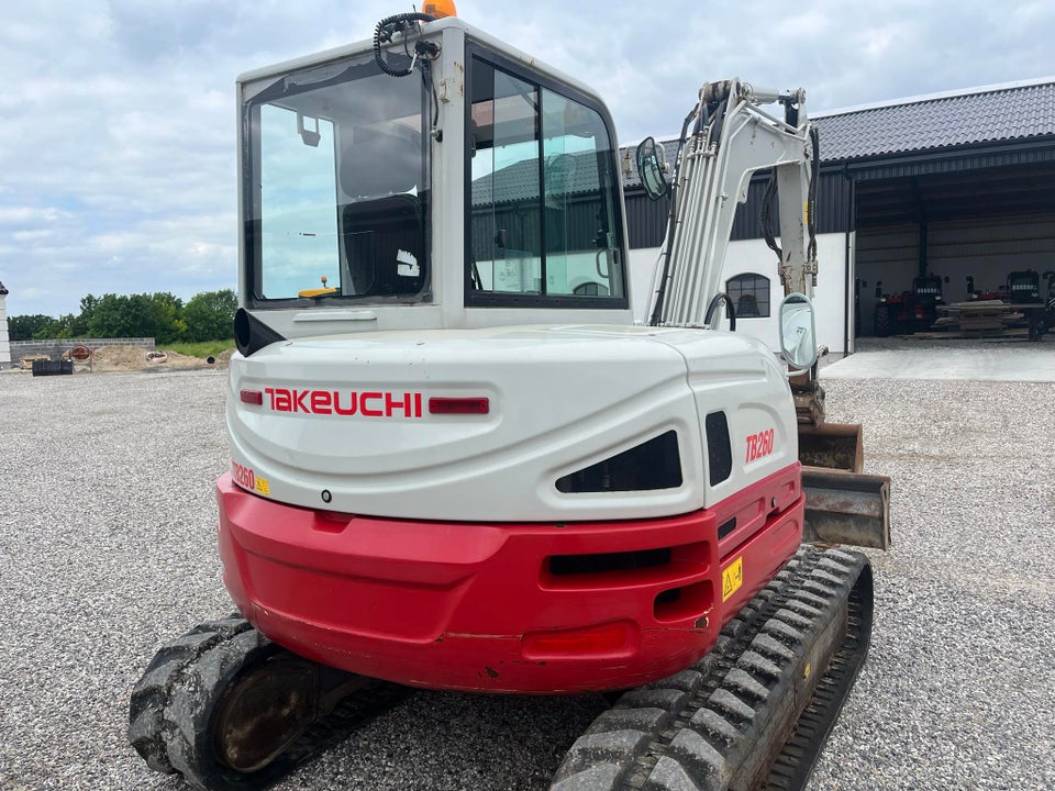 Takeuchi TB 260