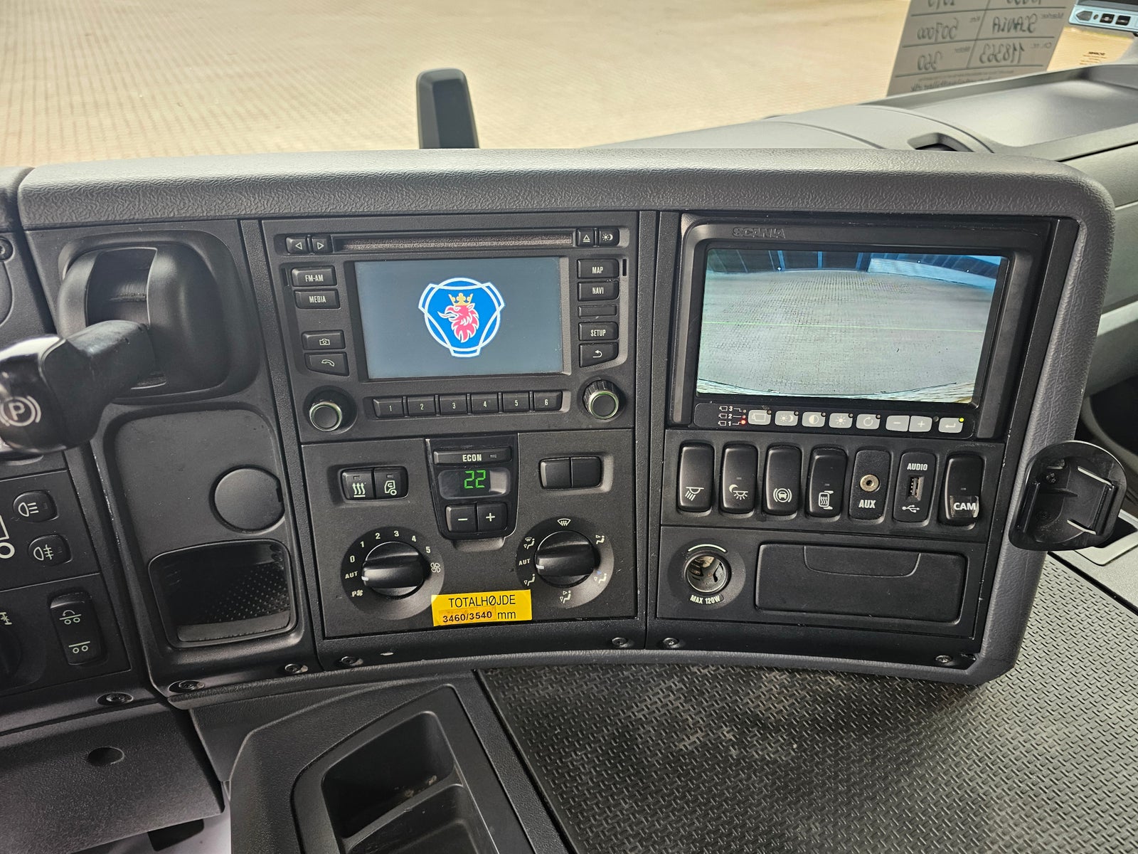 Scania P360 2015