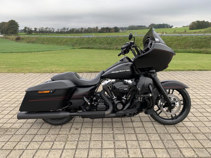 Harley-Davidson FLTRXS Road Glide Special HMC Mo...