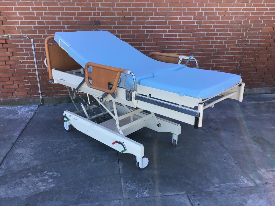 Hospitalsseng “ EVA 3 Compact “ - se billeder