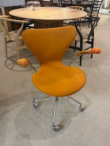 Arne Jacobsen. 