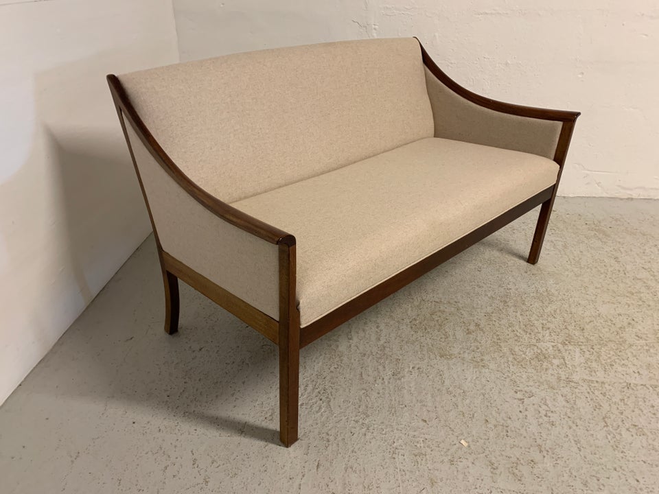Sofa, design Ole Wanscher