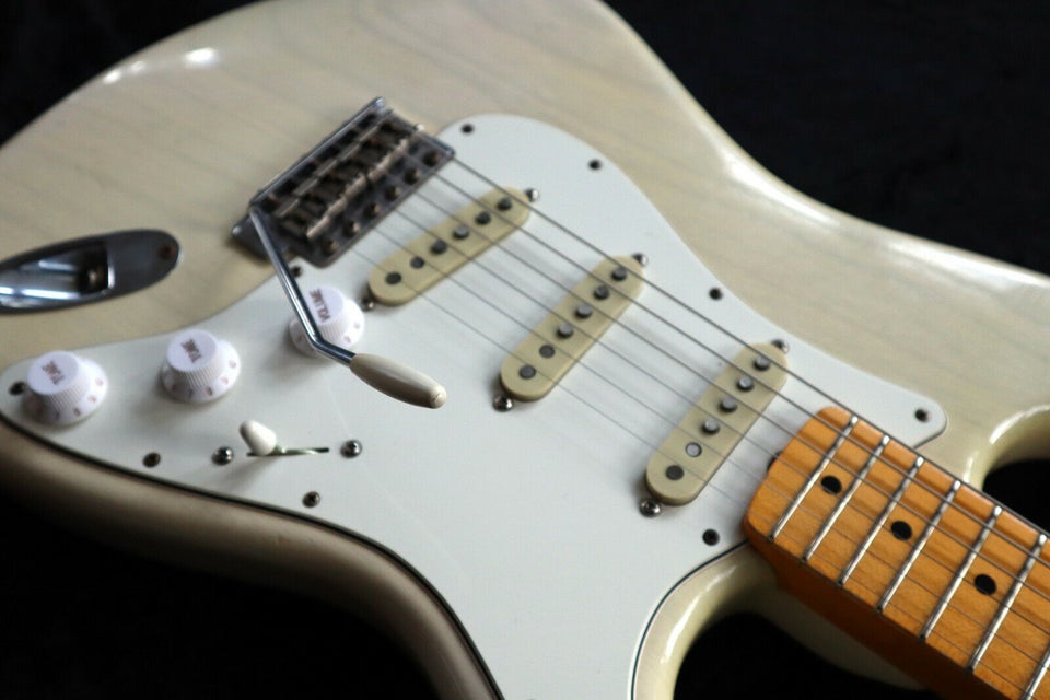 Fender Custom Shop "California" Relic Stratocas...