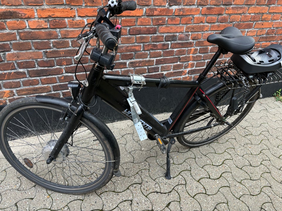 UDLEJES - E-bike with child seat - elcykel