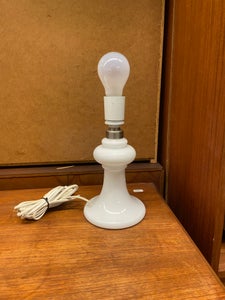 Madeleine bordlampe fra Holmegaard