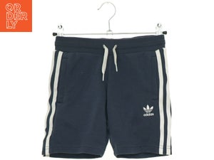 Shorts fra Adidas (str. 110 cm)