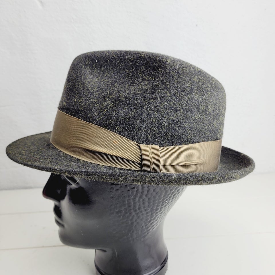 ⭐️- Vintage Hat  - Guimbale