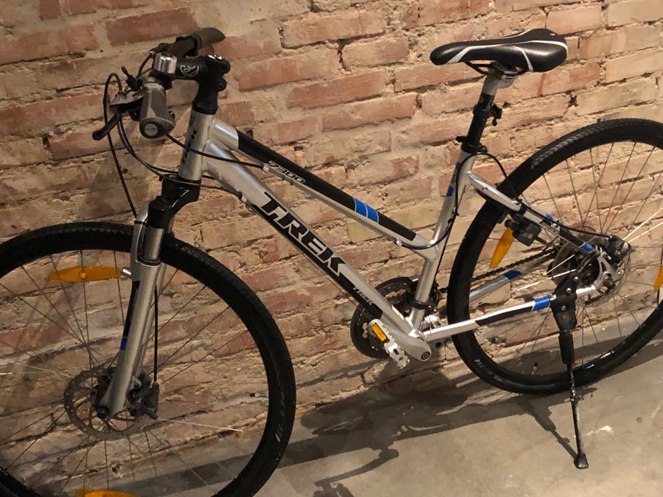 trek cykel brugt