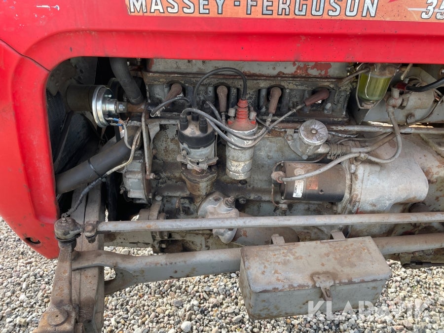 Traktor Massey Ferguson 35 Benzin