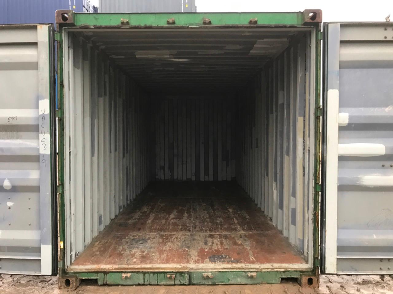 20 fods Container - ID: UACU 347021-9 - Står i...