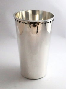 Georg Jensen. Sterling sølvvase (925). Bernadotte. Højde 18,