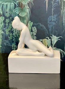 Nr: 1249657 - Perfectio kvindeskulptur - Royal Copenhagen RC