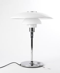 Poul Henningsen. PH 4½ / 3½ bordlampe (NY)